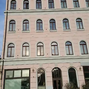 In Der Friedrich Ebert Strasse 90 Sportforum Apartment